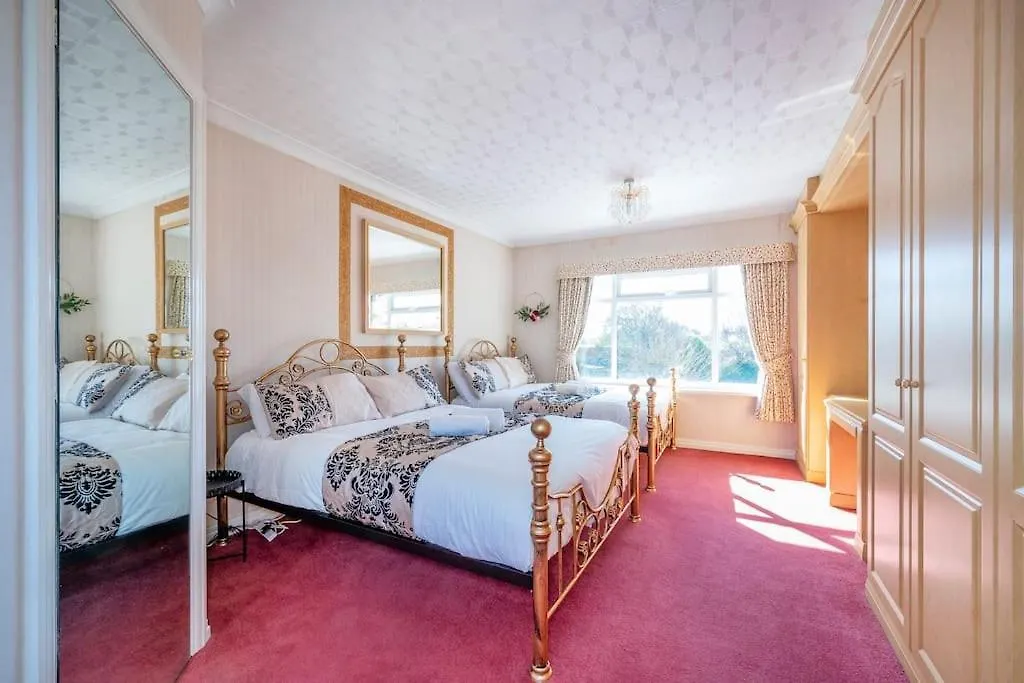 *105* Setup For Your Most Relaxed & Amazing Stay + Free Parking + Free Fast Wifi * Batley Ηνωμένο Βασίλειο